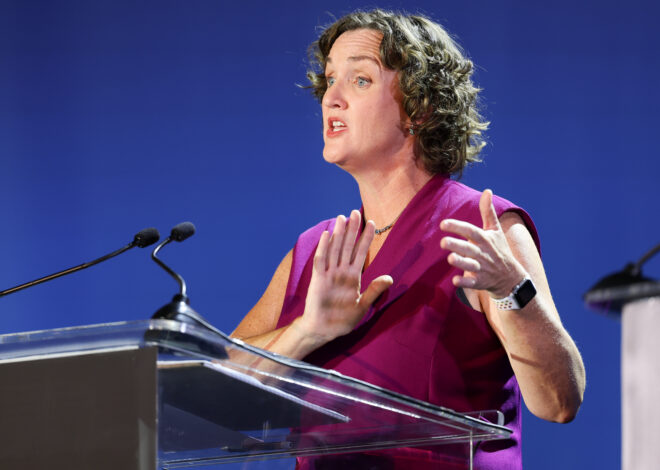 As questions of temperament persist, Katie Porter tries to regain edge in governor’s race