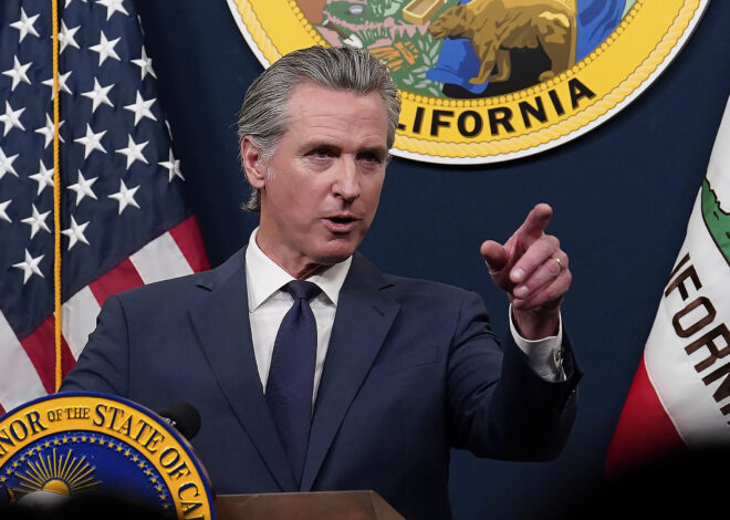 Newsom offers early peek at rosy budget projections