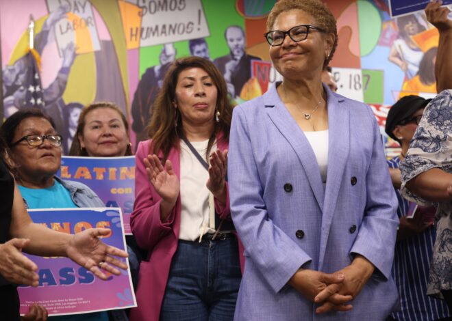 In internal shakeup, Mayor Karen Bass replaces her top campaign strategist