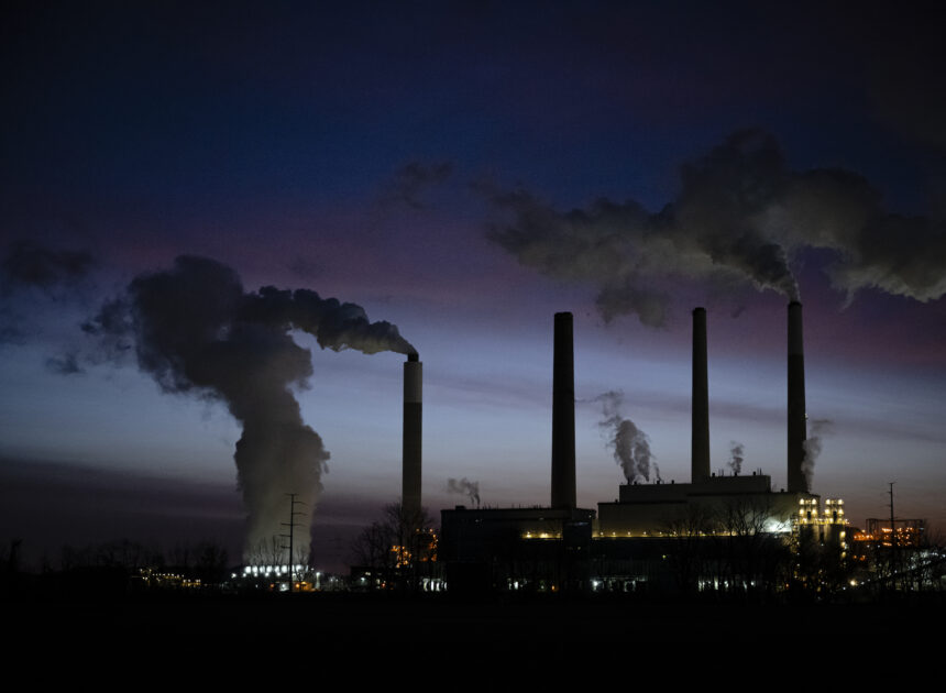 Trump announces new coal export terminal in Oakland
