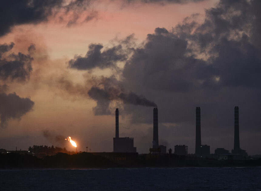 Gas flaring by fossil fuel producers rose in 2025, World Bank says