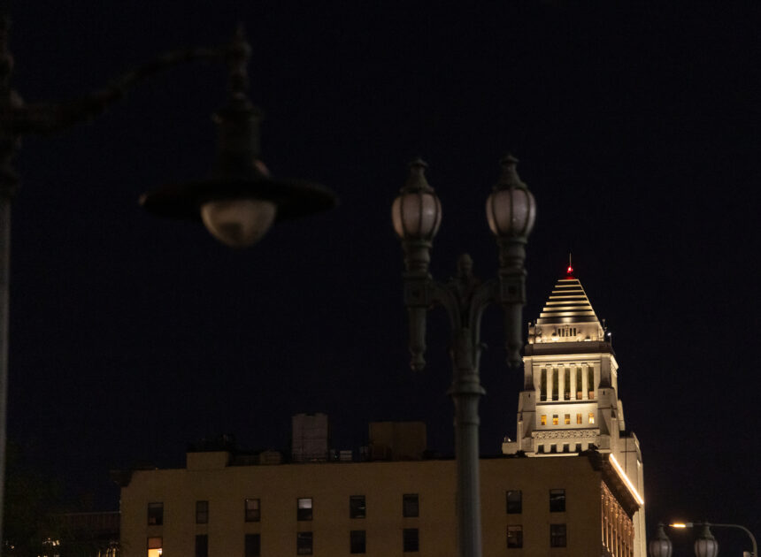 $80 million increase in streetlight funding is rejected by L.A. property owners