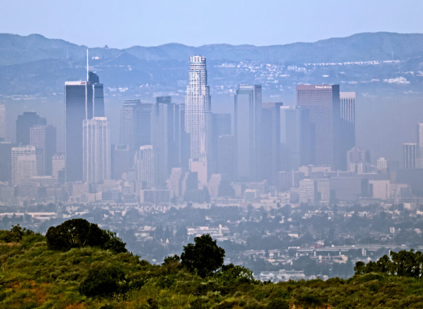 L.A. region begins the year with the smoggiest first 5 months in a decade