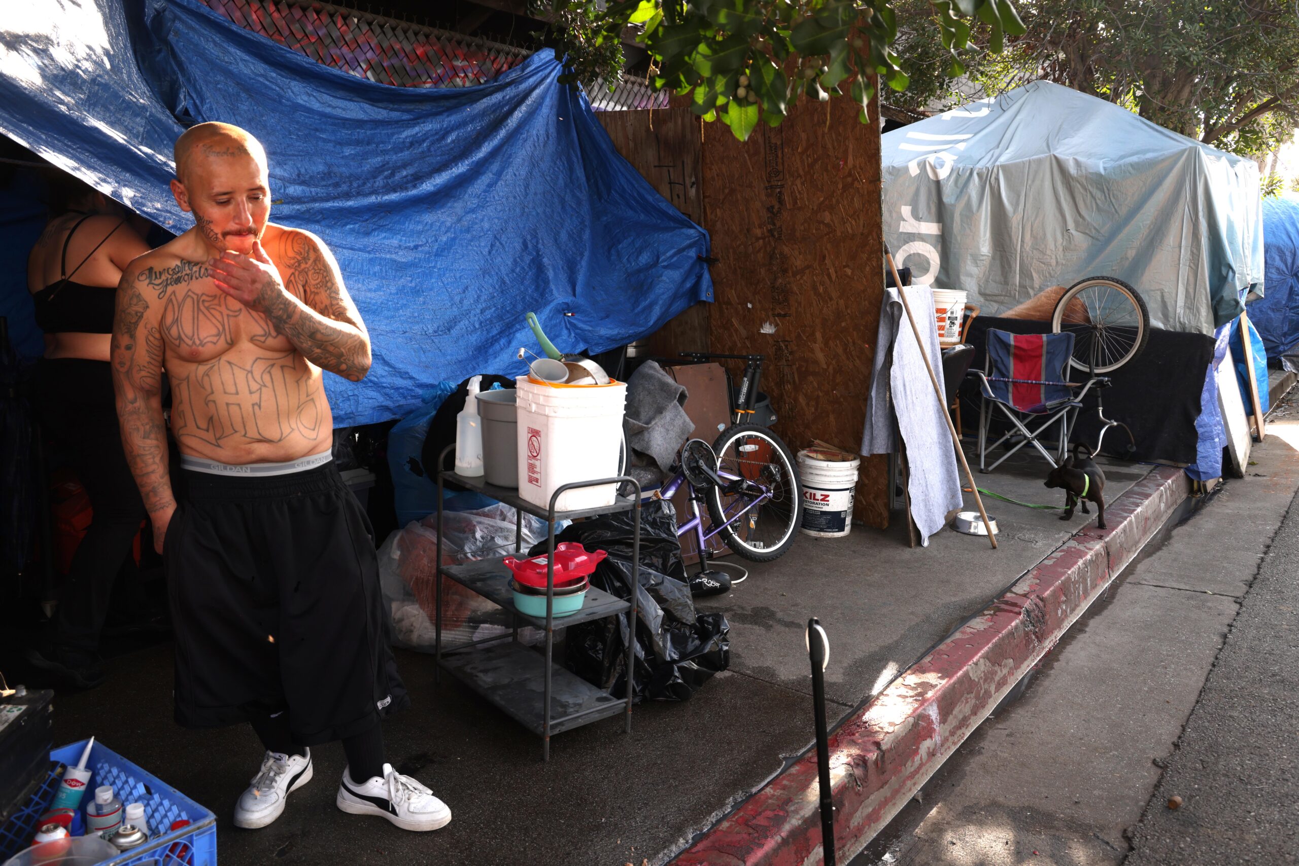 L.A. homeless agency sues the Trump administration to stop cutoff of federal funds