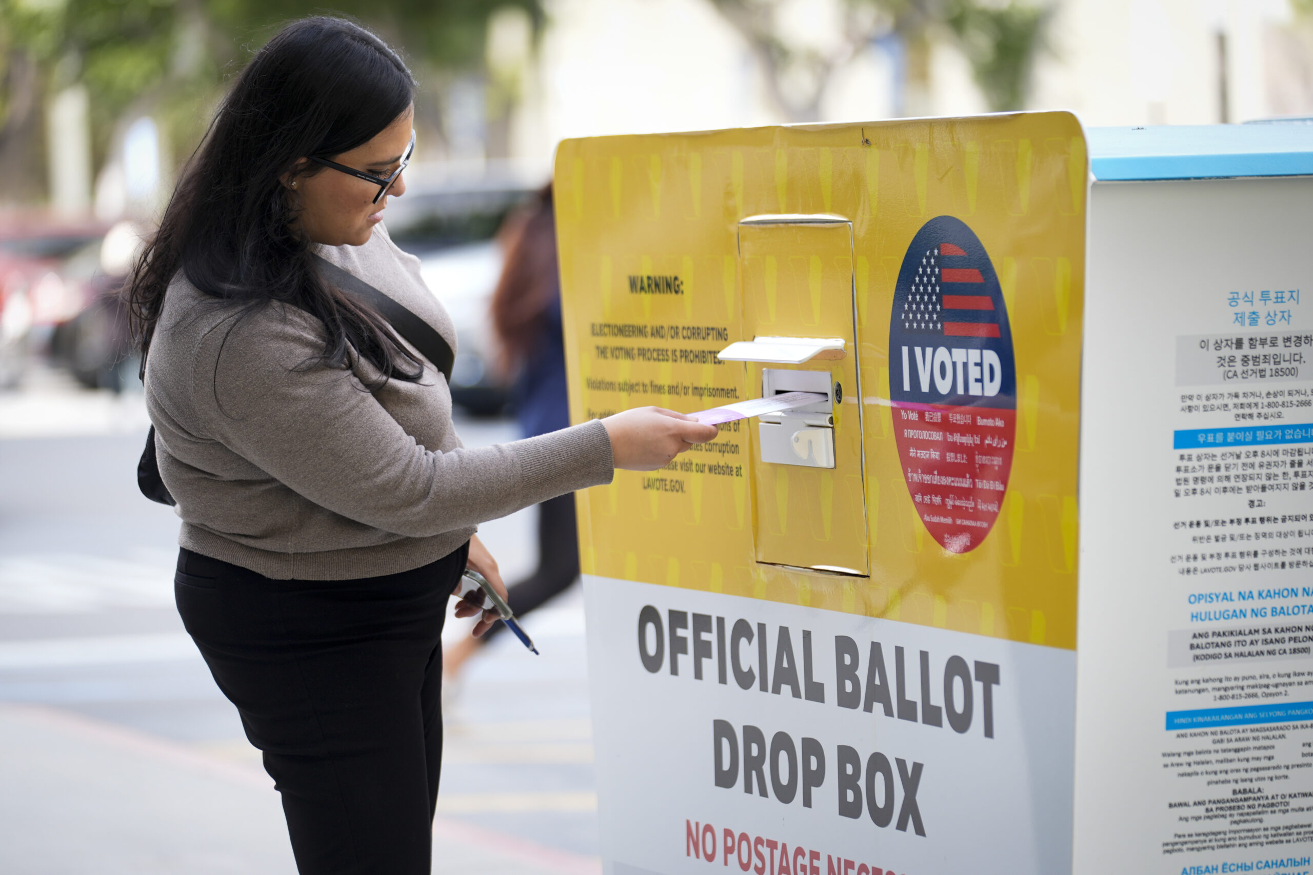 Lawmakers send bills to Newsom shoring up ballot security, transparency for paid political posts