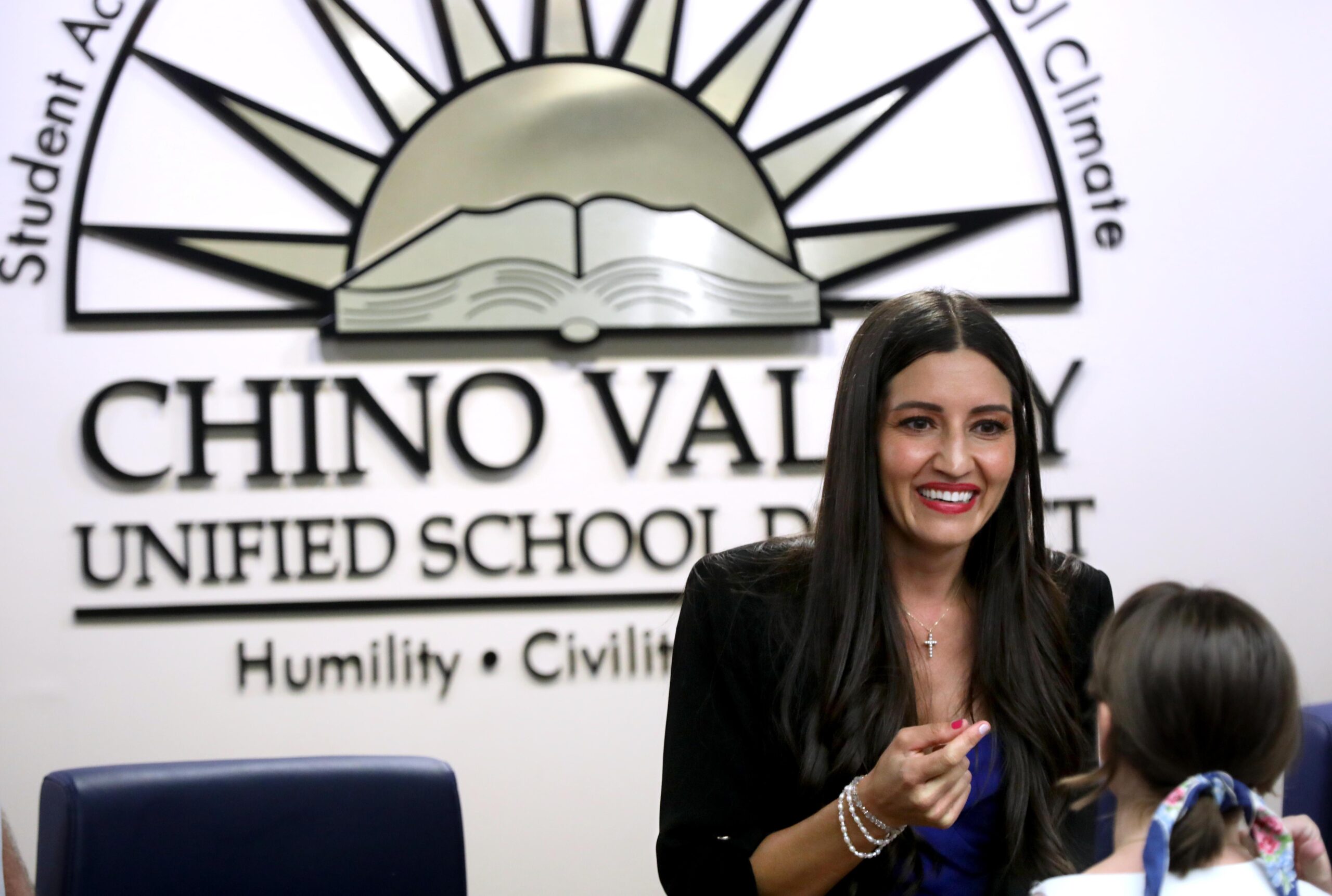 Book bans, LGBTQ+ outing policy under scrutiny in state candidate Sonja Shaw’s Chino Valley district