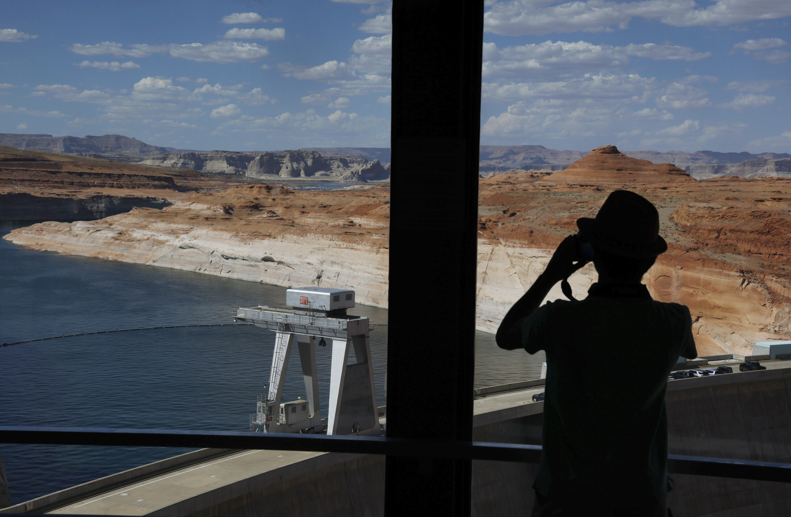 As Colorado River reservoirs plummet, Trump administration orders water cuts