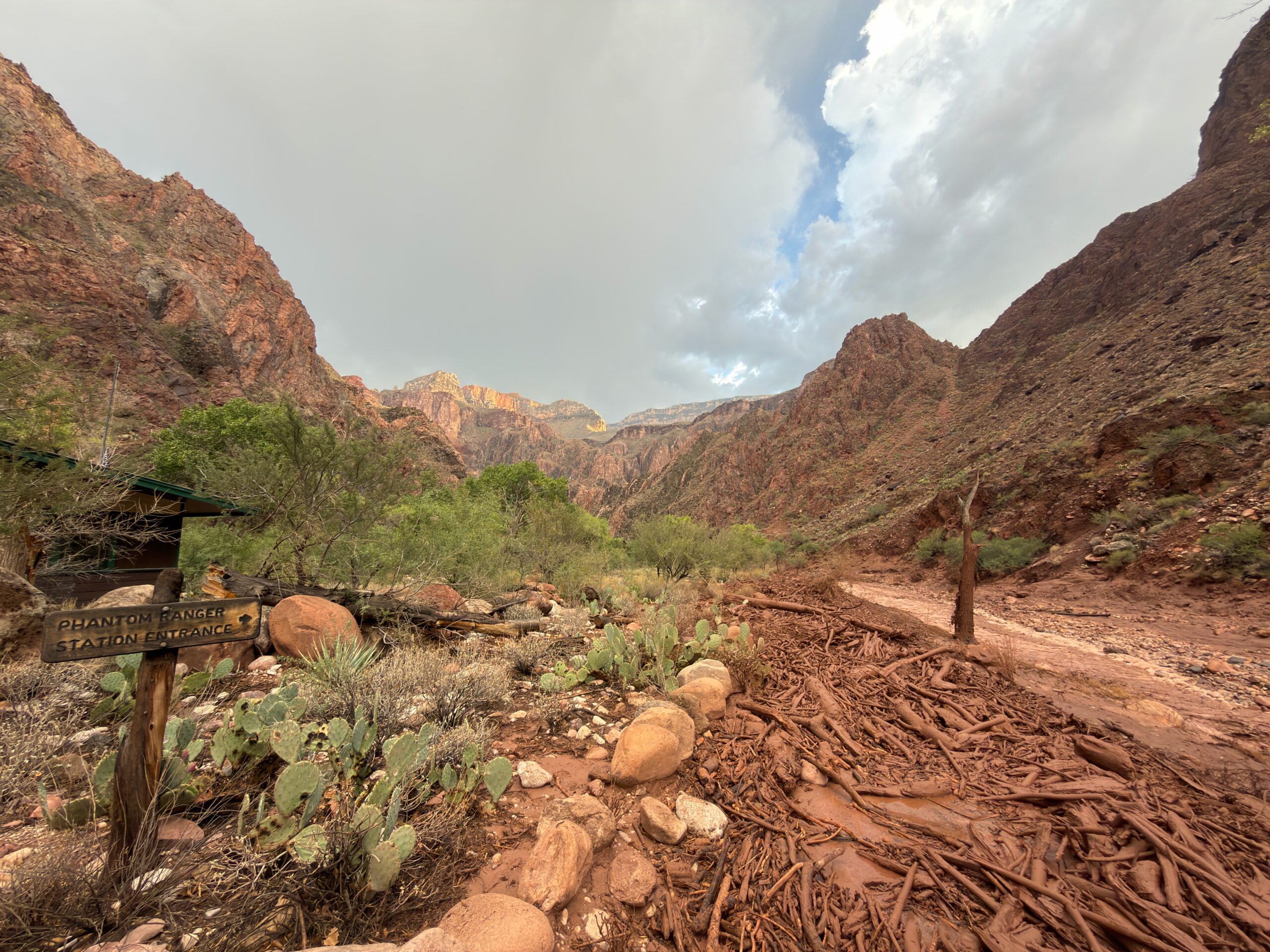 More than 20 may be missing after Grand Canyon flash flood