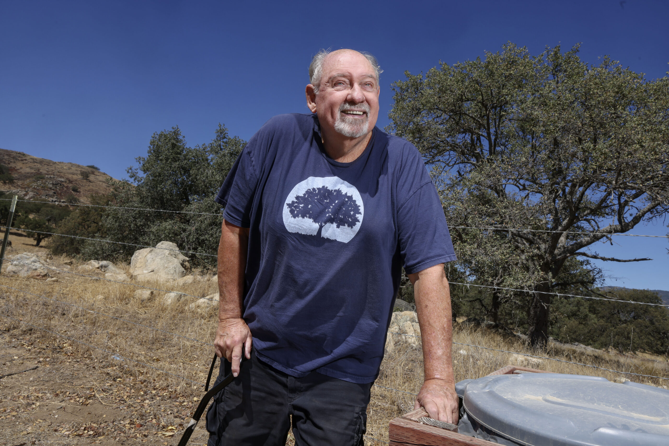 California is losing its oaks. One man is planting 10,000, including in tree-scarce Altadena