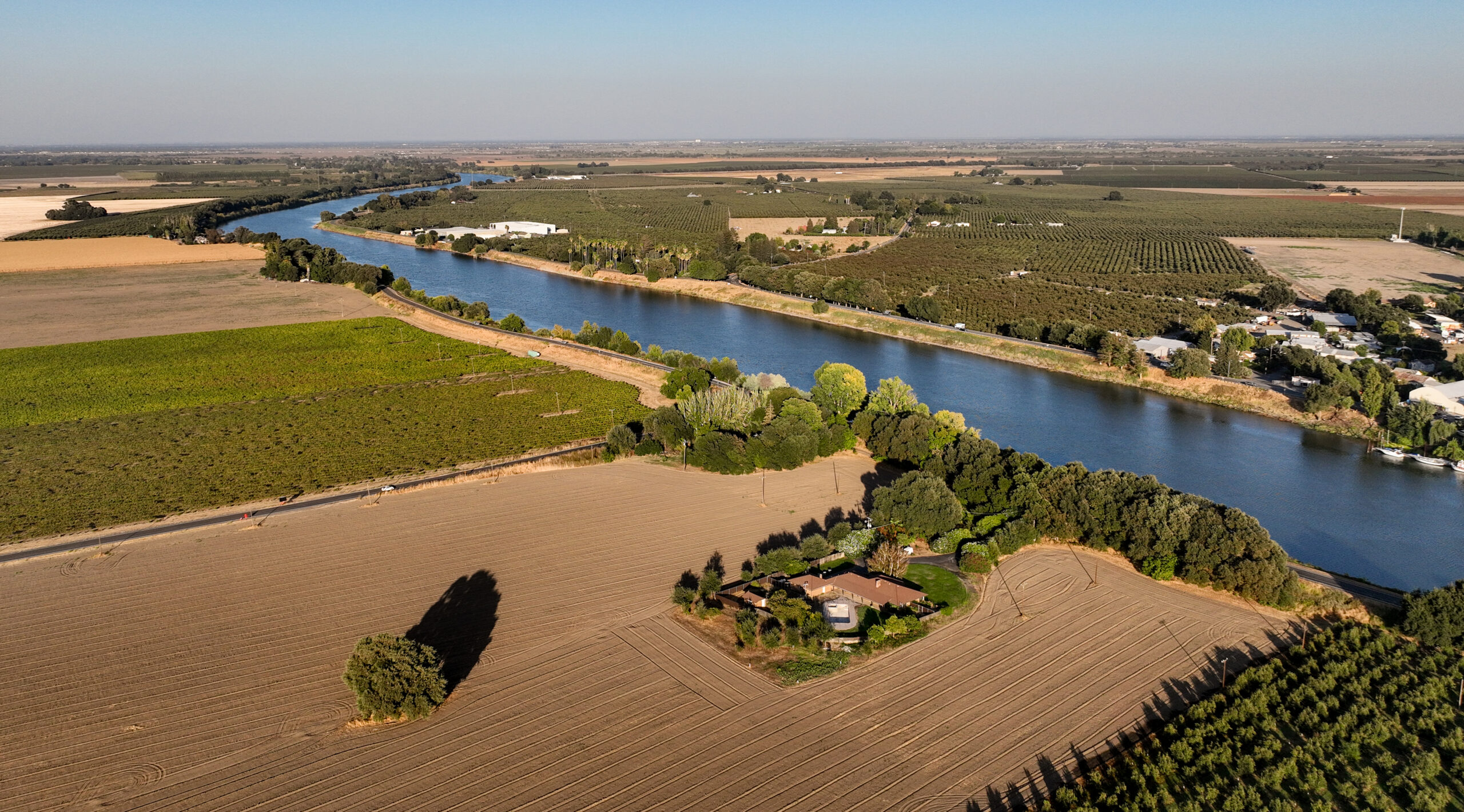 Critics blast California’s $180-million water buy as ‘extraordinarily expensive’